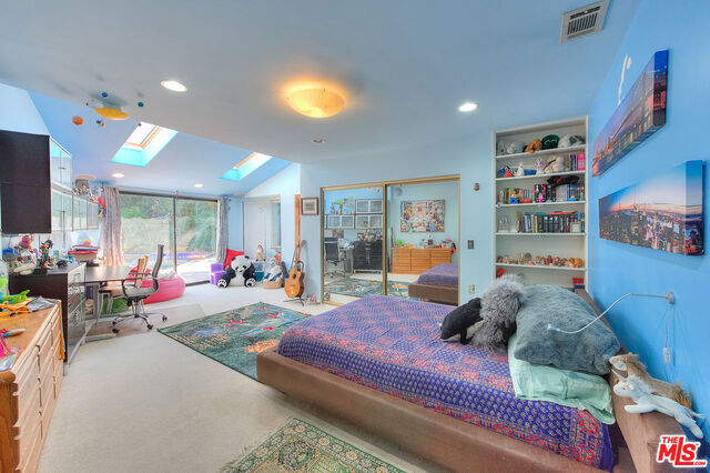 28928 CRESTRIDGE Road, Rancho Palos Verdes, California 90275, 5 Bedrooms Bedrooms, ,5 BathroomsBathrooms,Residential,Sold,CRESTRIDGE,19453042