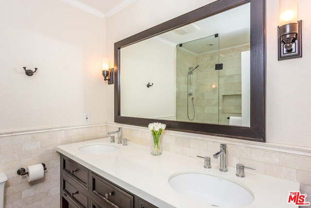2114 GRANT Avenue, Redondo Beach, California 90278, 4 Bedrooms Bedrooms, ,3 BathroomsBathrooms,Residential,Sold,GRANT,19423020
