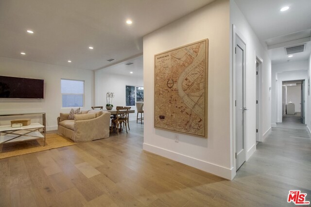 2705 ROBINSON Street, Redondo Beach, California 90278, 4 Bedrooms Bedrooms, ,3 BathroomsBathrooms,Residential,Sold,ROBINSON,17225096