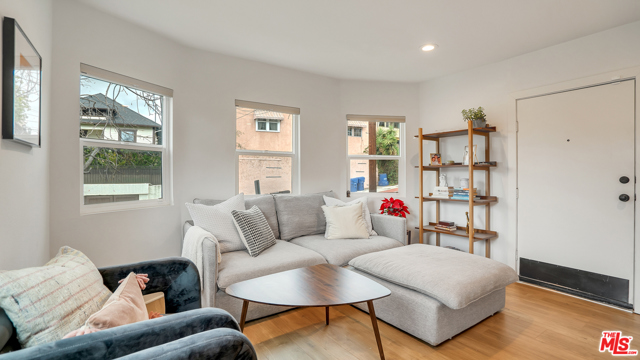 2 Bed Home for Sale in Los Angeles, California