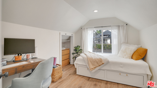 2 Bed Home for Sale in Los Angeles, California