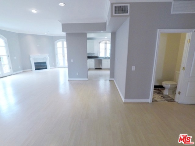 3 Bed Home for Sale in Beverly Hills, California