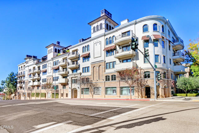 Detail Gallery Image 1 of 1 For 155 Cordova St #206,  Pasadena,  CA 91105 - 3 Beds | 1/1 Baths