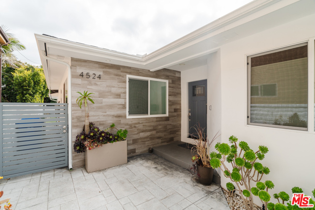 4 Bed Home for Sale in Sherman Oaks, California