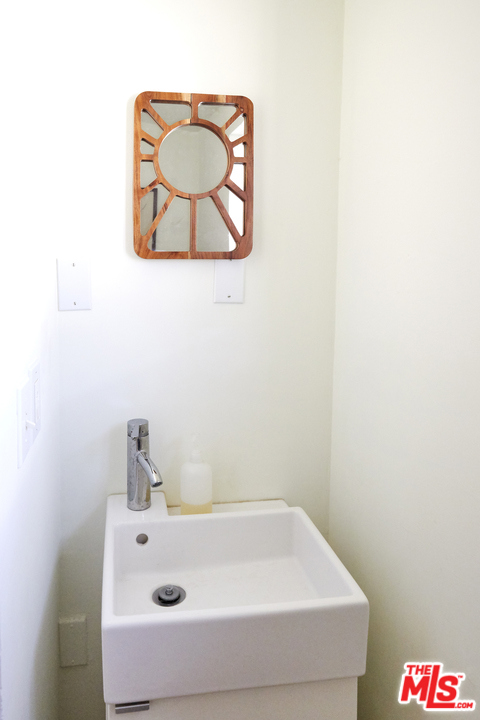 2 Bed Home for Sale in Los Angeles, California