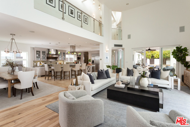 6 Bed Home for Sale in Santa Monica, California