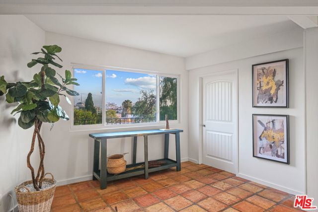 2 Bed Home for Sale in Los Angeles, California