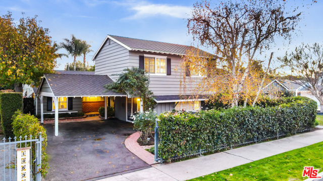 5 Bed Home for Sale in Sherman Oaks, California