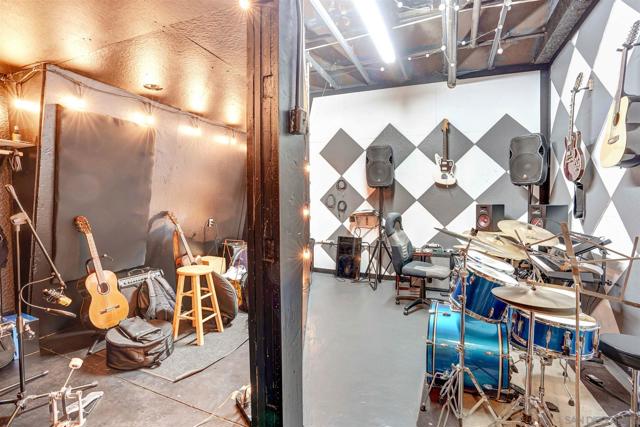 Trousdale DR, 91910, ,Business Opportunity,For Sale,Trousdale DR,200041657