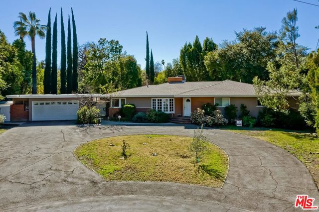 5 Bed Home for Sale in Encino, California