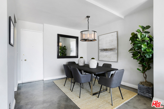 1 Bed Home for Sale in Los Angeles, California