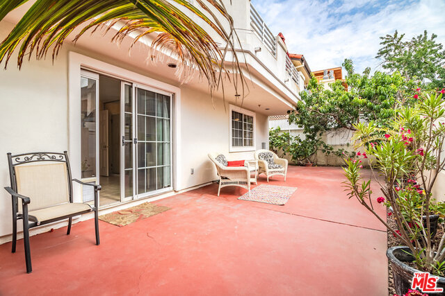 209 JUANITA Avenue, Redondo Beach, California 90277, 3 Bedrooms Bedrooms, ,2 BathroomsBathrooms,Residential,Sold,JUANITA,18363116