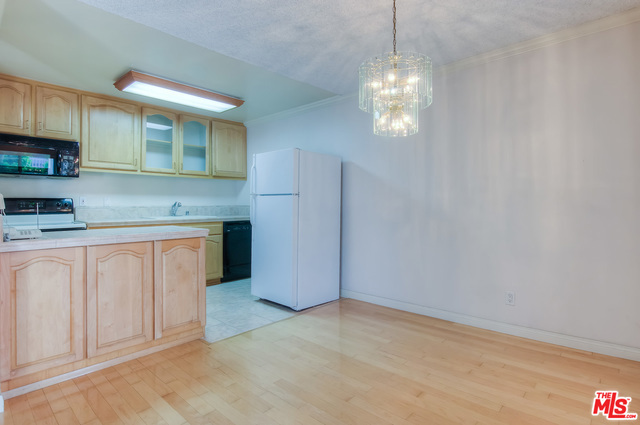 Dining Area/Kitchen