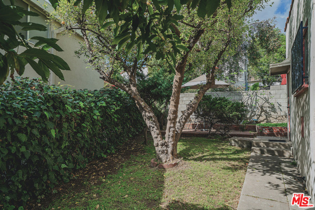 Income Home for Sale in Los Angeles, California