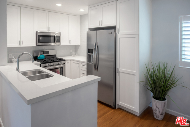 1 Bed Home for Sale in West Hollywood, California
