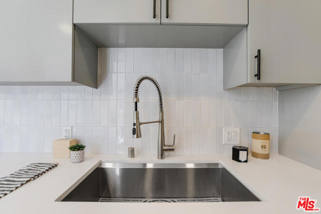 3 Bed Home for Sale in Los Angeles, California