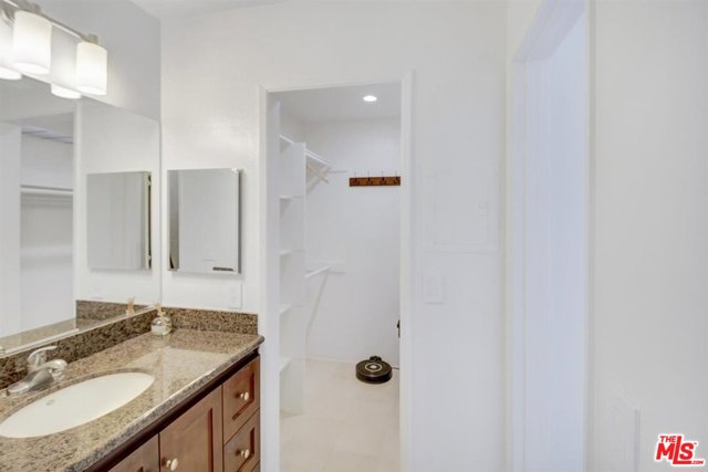  Home for Sale in Los Angeles, California