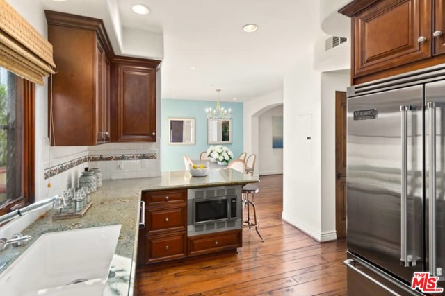 2 Bed Home for Sale in Santa Monica, California