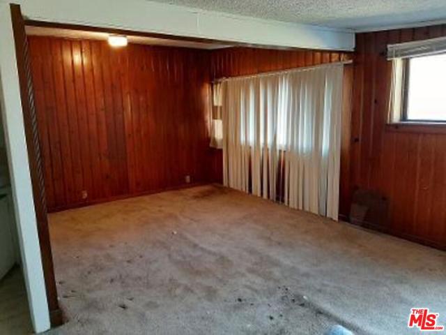 2 Bed Home for Sale in Inglewood, California