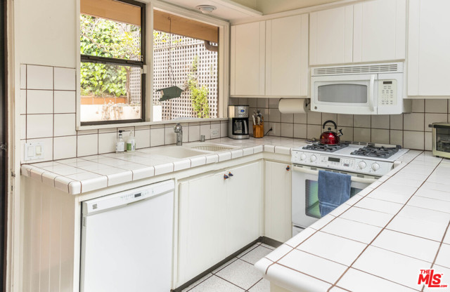 3 Bed Home for Sale in Santa Monica, California