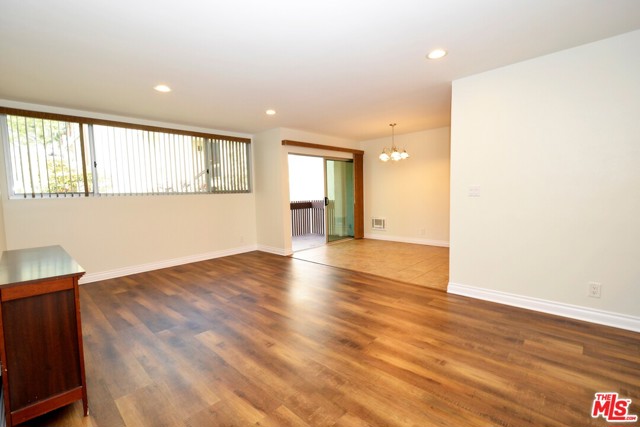 2 Bed Home for Sale in Culver City, California