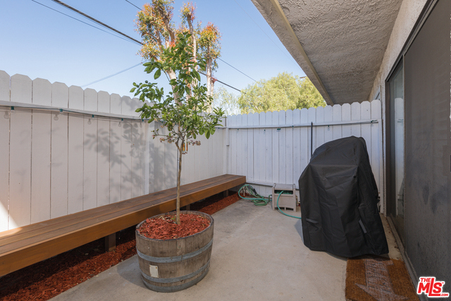 2000 VOORHEES Avenue, Redondo Beach, California 90278, 3 Bedrooms Bedrooms, ,3 BathroomsBathrooms,Residential,Sold,VOORHEES,18334284