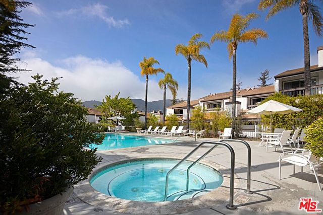 2 Bed Home for Sale in Pacific Palisades, California