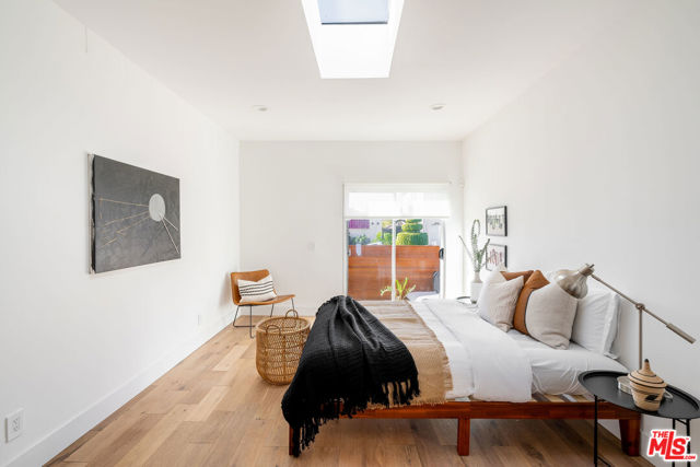 3 Bed Home for Sale in Los Angeles, California