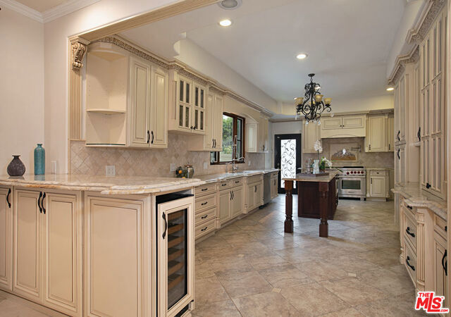 3 Bed Home for Sale in Beverly Hills, California
