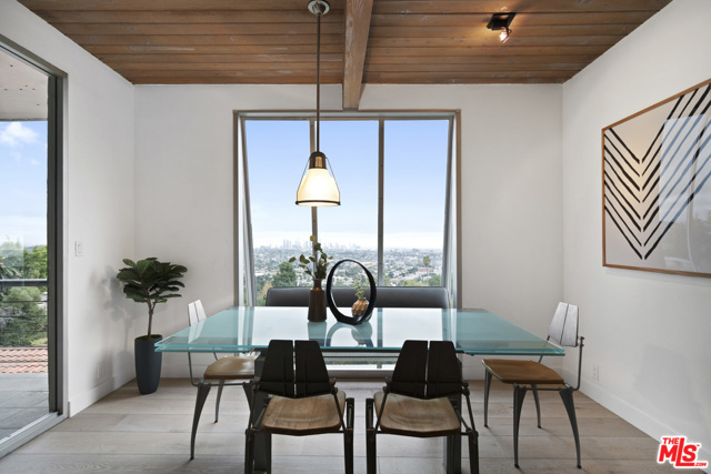 2 Bed Home for Sale in Los Angeles, California