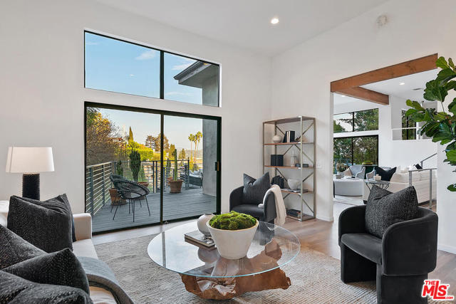 3 Bed Home for Sale in Los Angeles, California