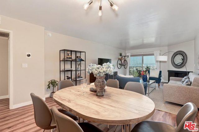 1 Bed Home for Sale in Los Angeles, California