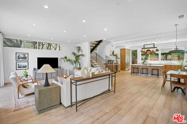 3 Bed Home for Sale in Venice, California
