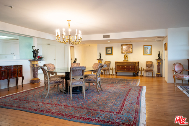 2 Bed Home for Sale in Los Angeles, California