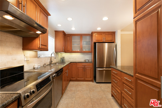 2 Bed Home for Sale in Encino, California