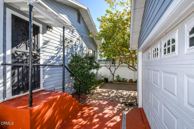 4 Bed Home for Sale in Los Angeles, California
