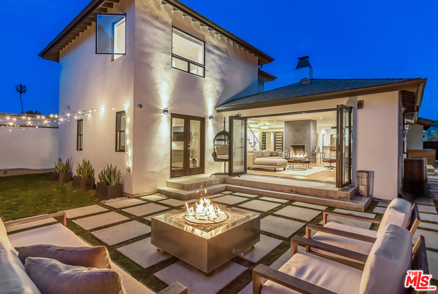 4 Bed Home for Sale in Venice, California