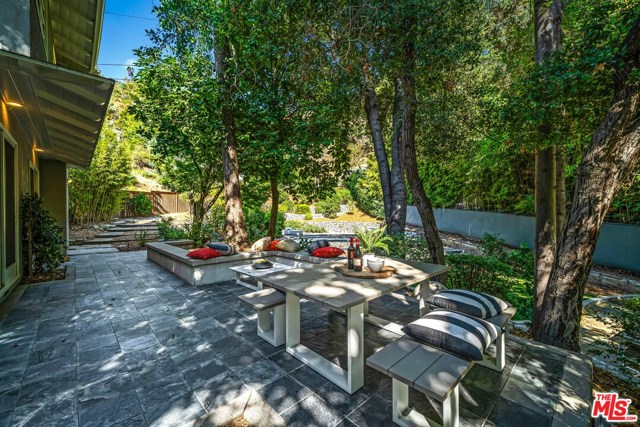 4 Bed Home for Sale in Los Angeles, California