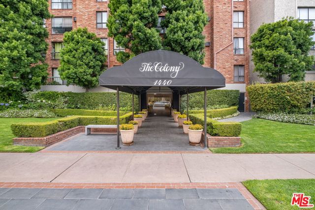 2 Bed Home for Sale in Los Angeles, California