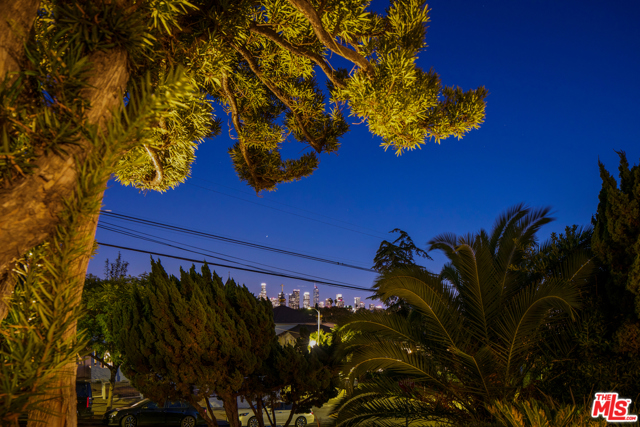 3 Bed Home for Sale in Los Angeles, California
