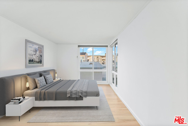 2 Bed Home for Sale in Los Angeles, California