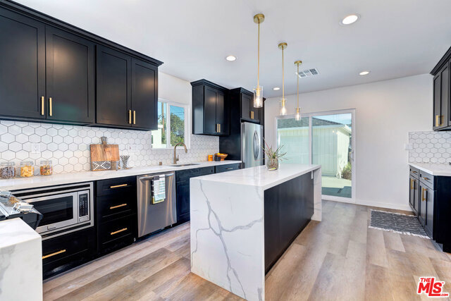 3 Bed Home for Sale in Los Angeles, California