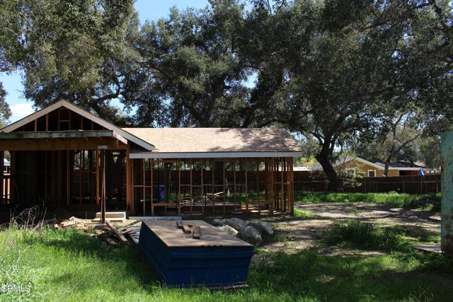 1 Bed Home for Sale in Oak View, California