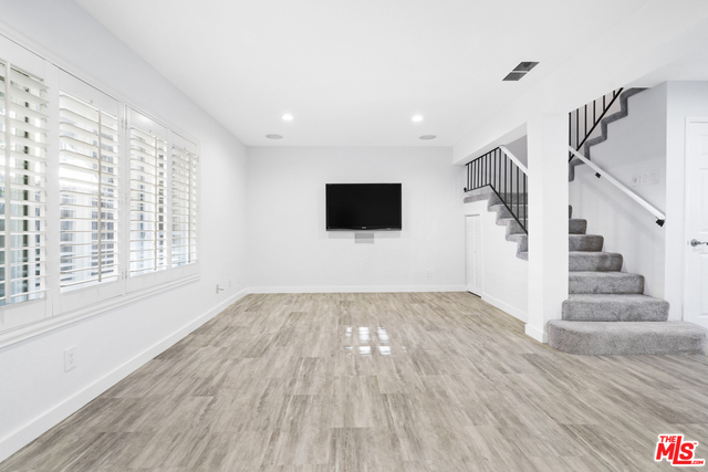 3 Bed Home for Sale in Sherman Oaks, California