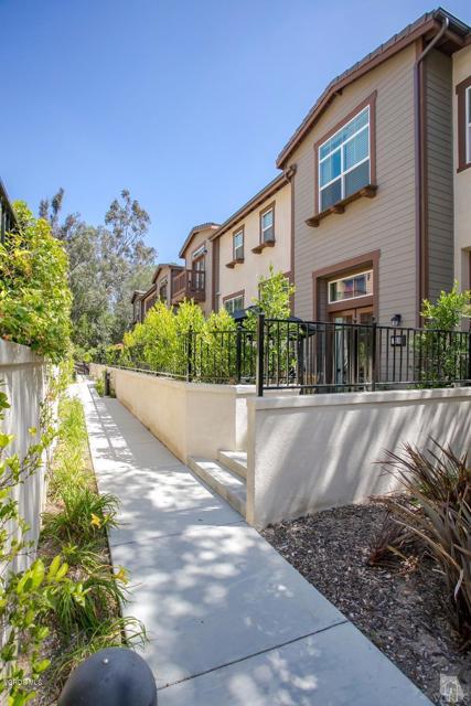 2 Bed Home for Sale in Thousand Oaks, California