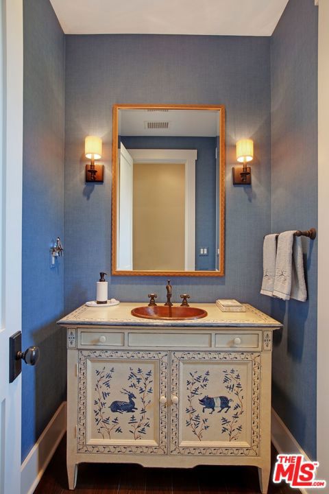 4 Bed Home for Sale in Carpinteria, California