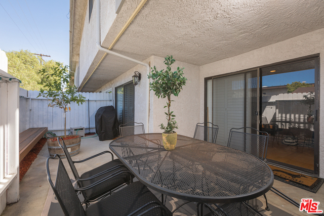 2000 VOORHEES Avenue, Redondo Beach, California 90278, 3 Bedrooms Bedrooms, ,3 BathroomsBathrooms,Residential,Sold,VOORHEES,18334284