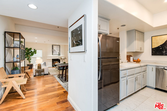 3 Bed Home for Sale in Los Angeles, California