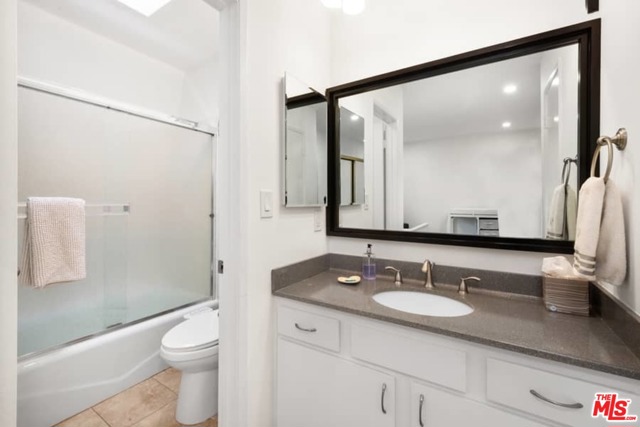 2 Bed Home for Sale in Playa del Rey, California