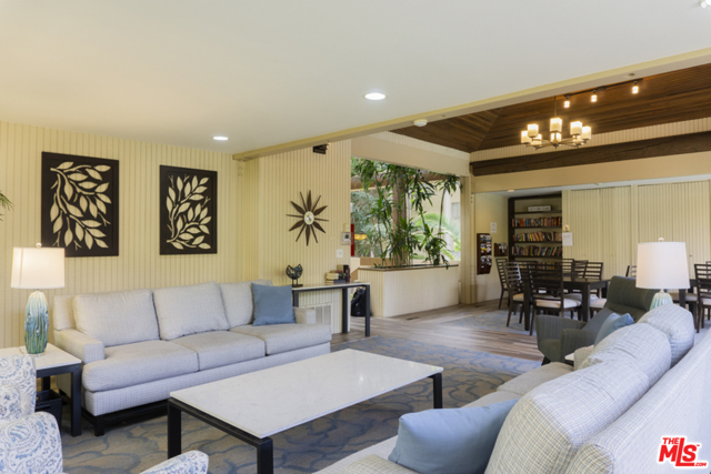 2 Bed Home for Sale in Culver City, California